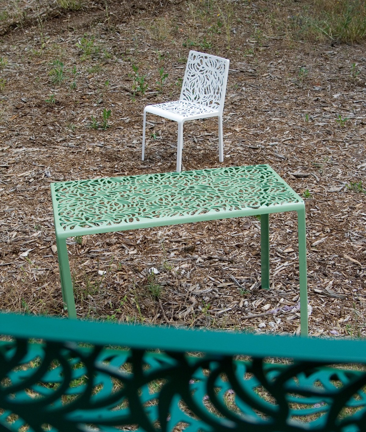 Chaise et table gamme Saya - Photographie Thomas Casubolo